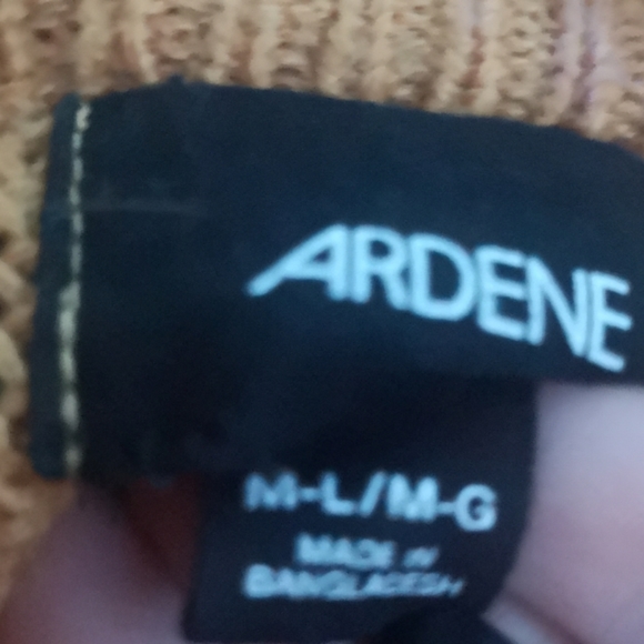 Knitted sweater - Picture 3 of 3